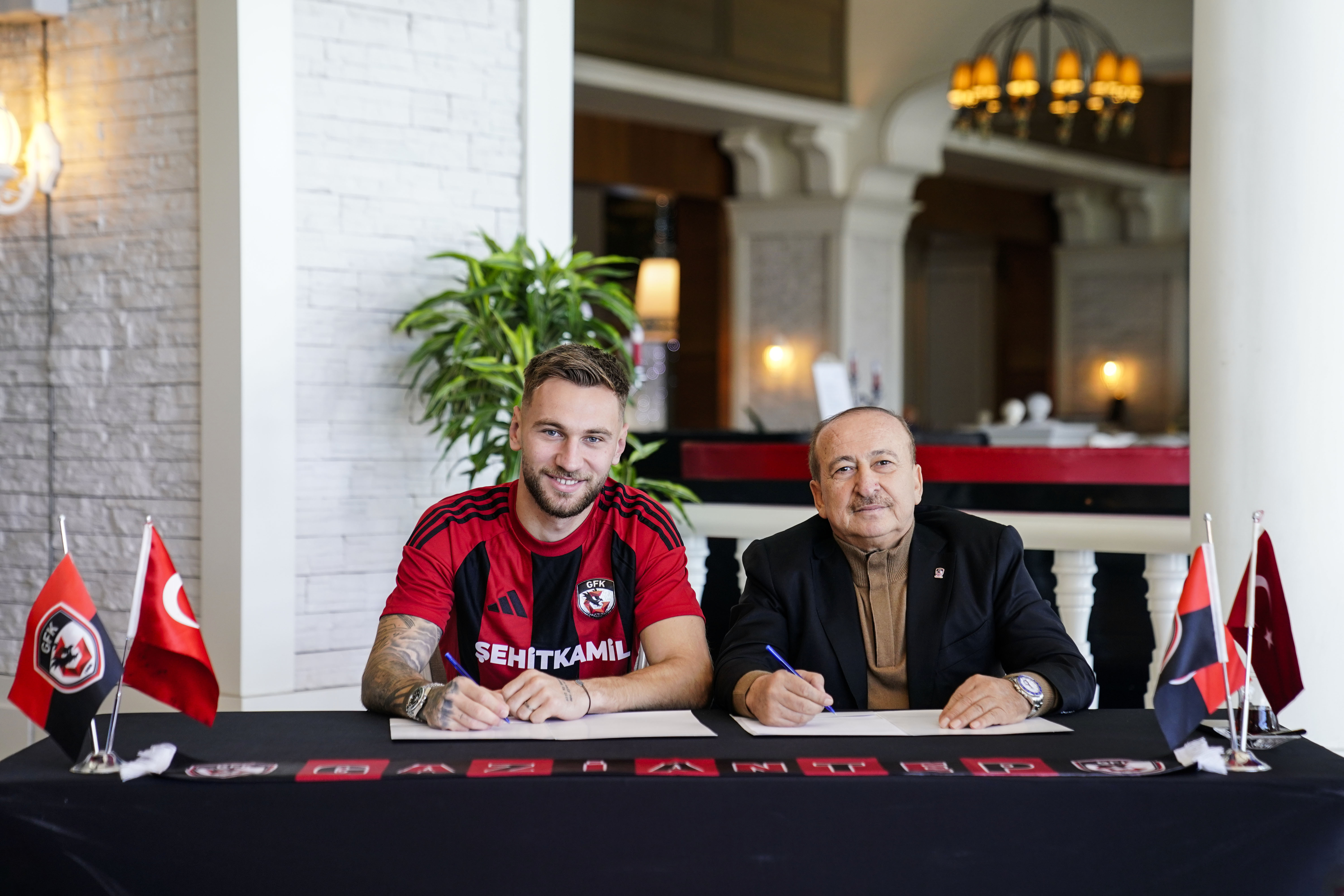 TRANSFER | DENIS DRAGUS GAZİANTEP'TE!