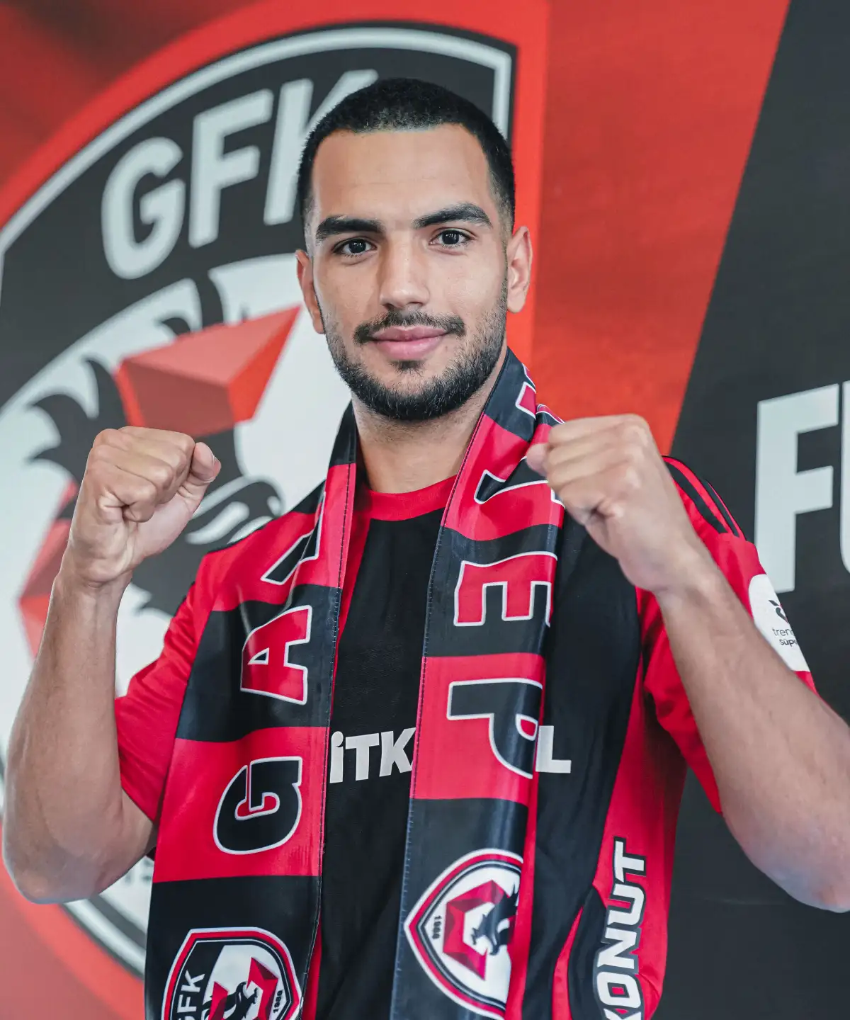TRANSFER | MELİH KABASAKAL GAZİANTEP'TE!