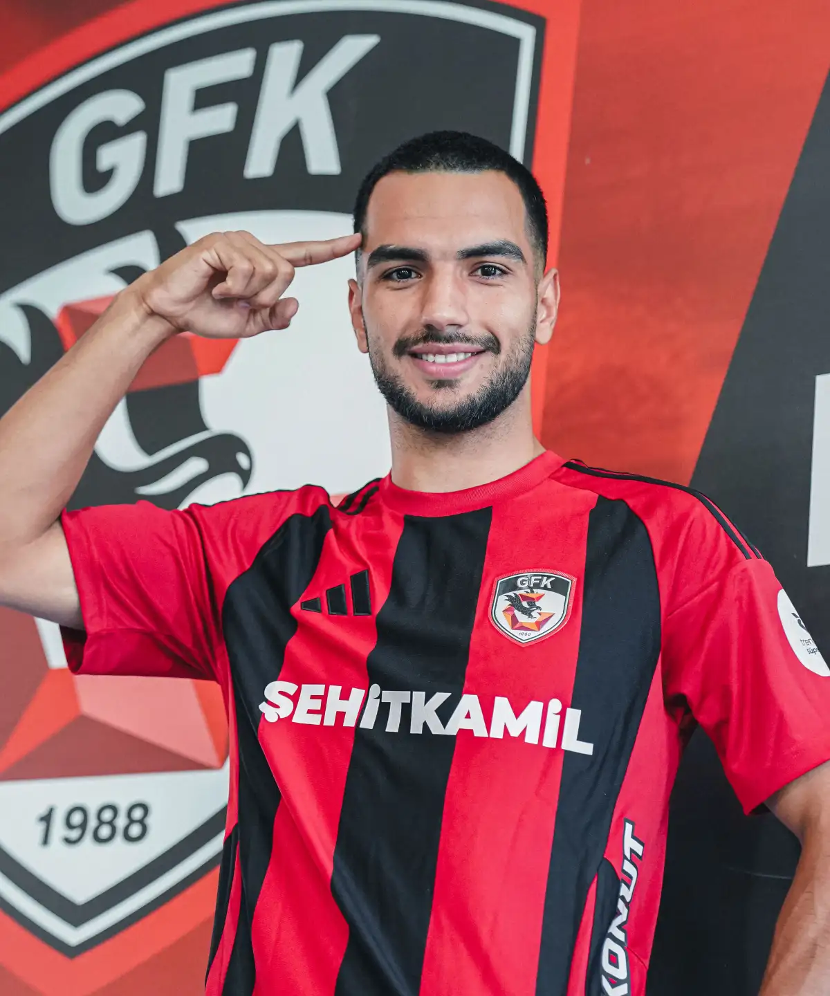 TRANSFER | MELİH KABASAKAL GAZİANTEP'TE!
