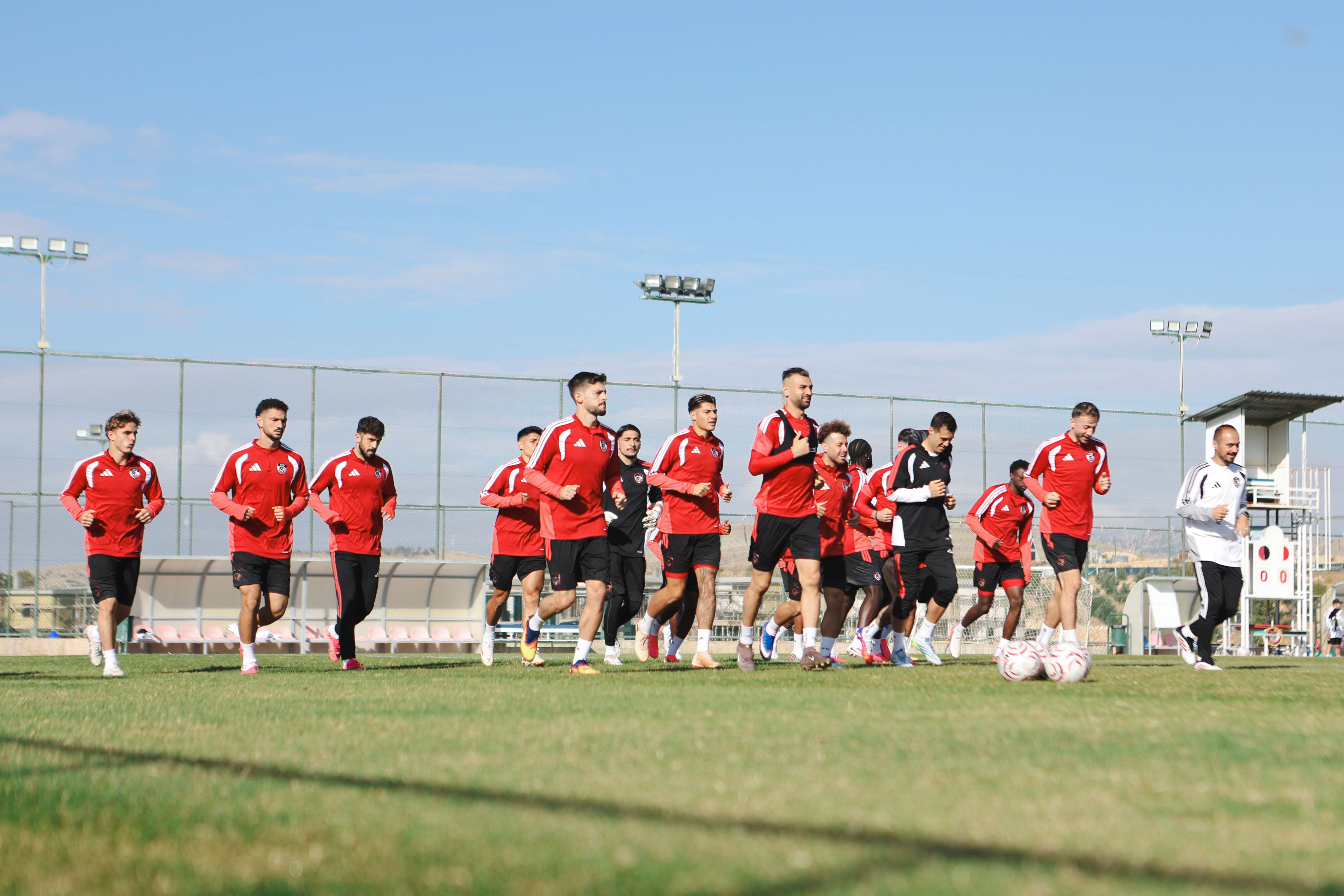 BAŞAKŞEHİR FK MAÇINA HAZIRIZ!