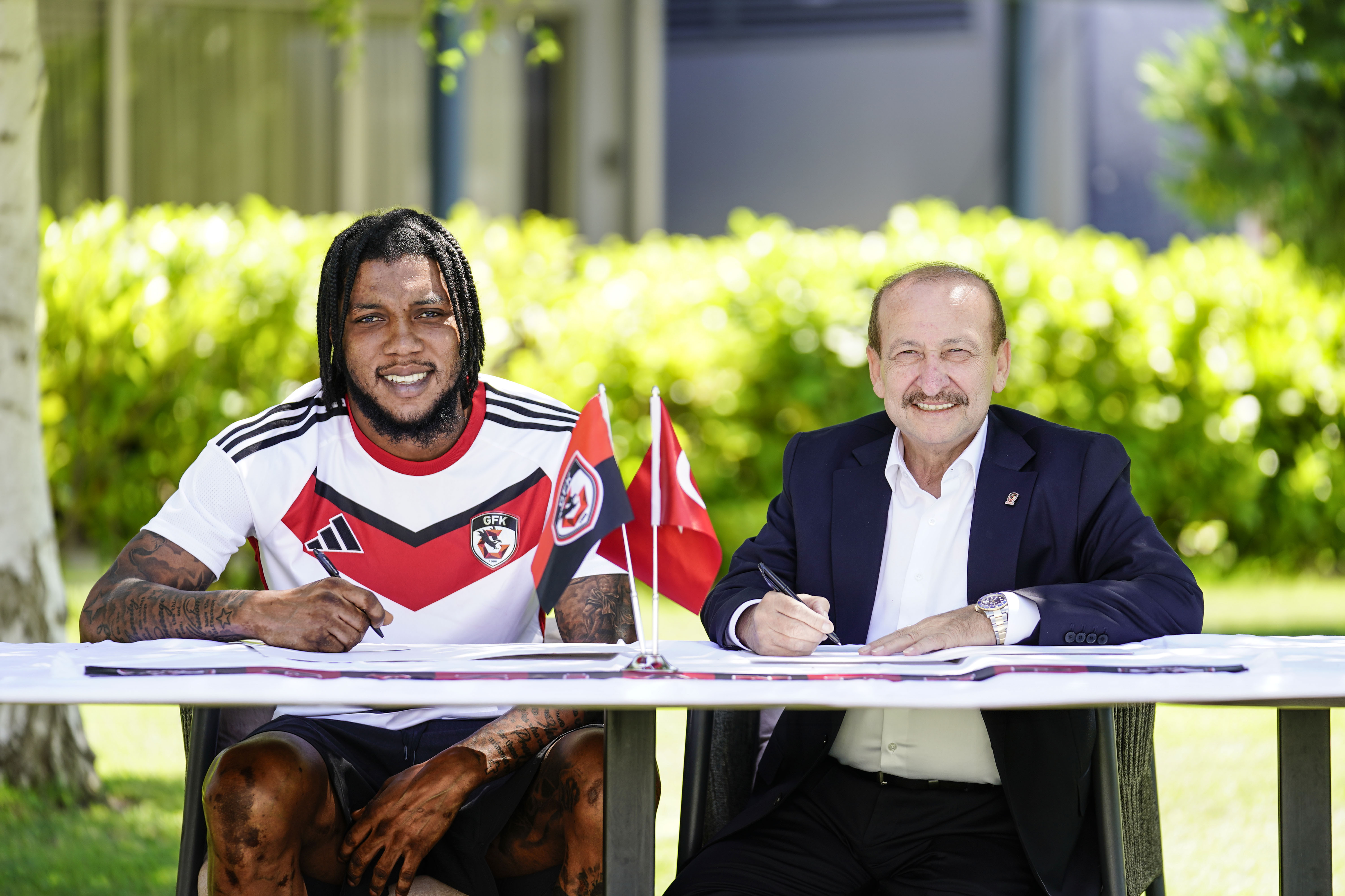 TRANSFER | TRIVANTE STEWART GAZİANTEP'TE!