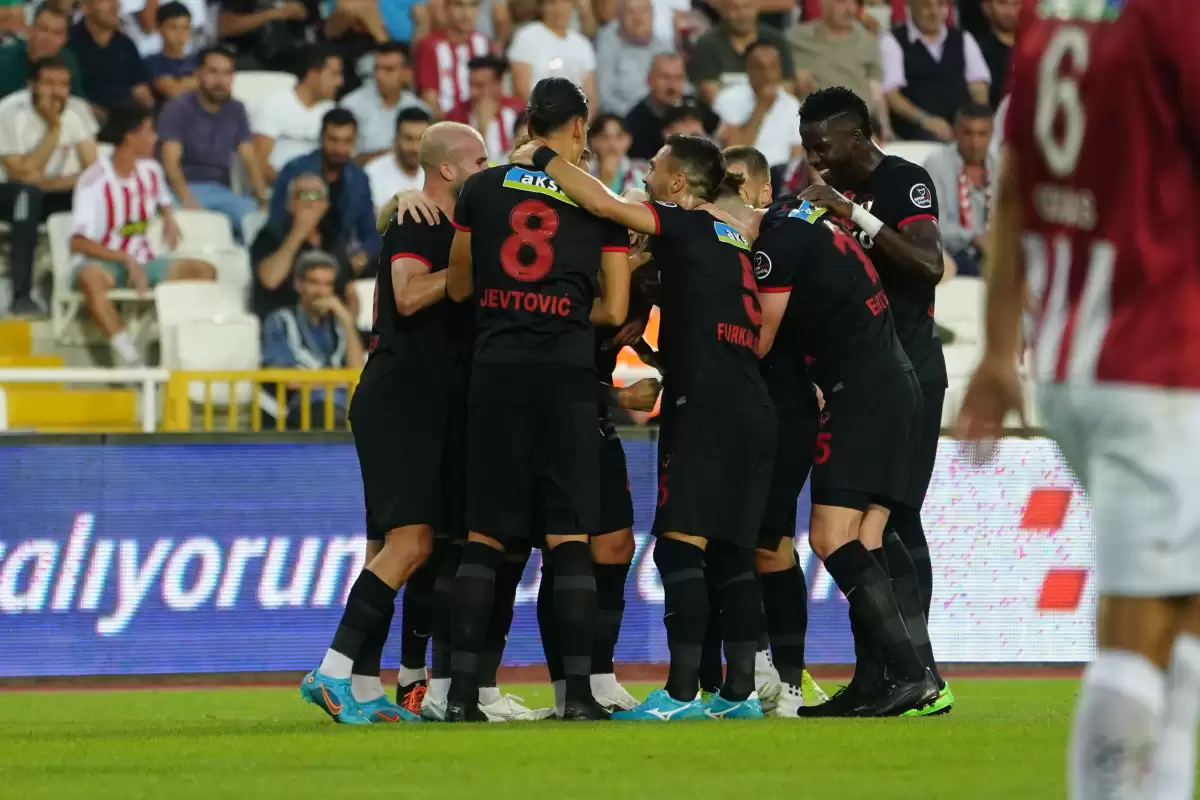MAÇ SONUCU | Sivasspor 1-1 Gaziantep