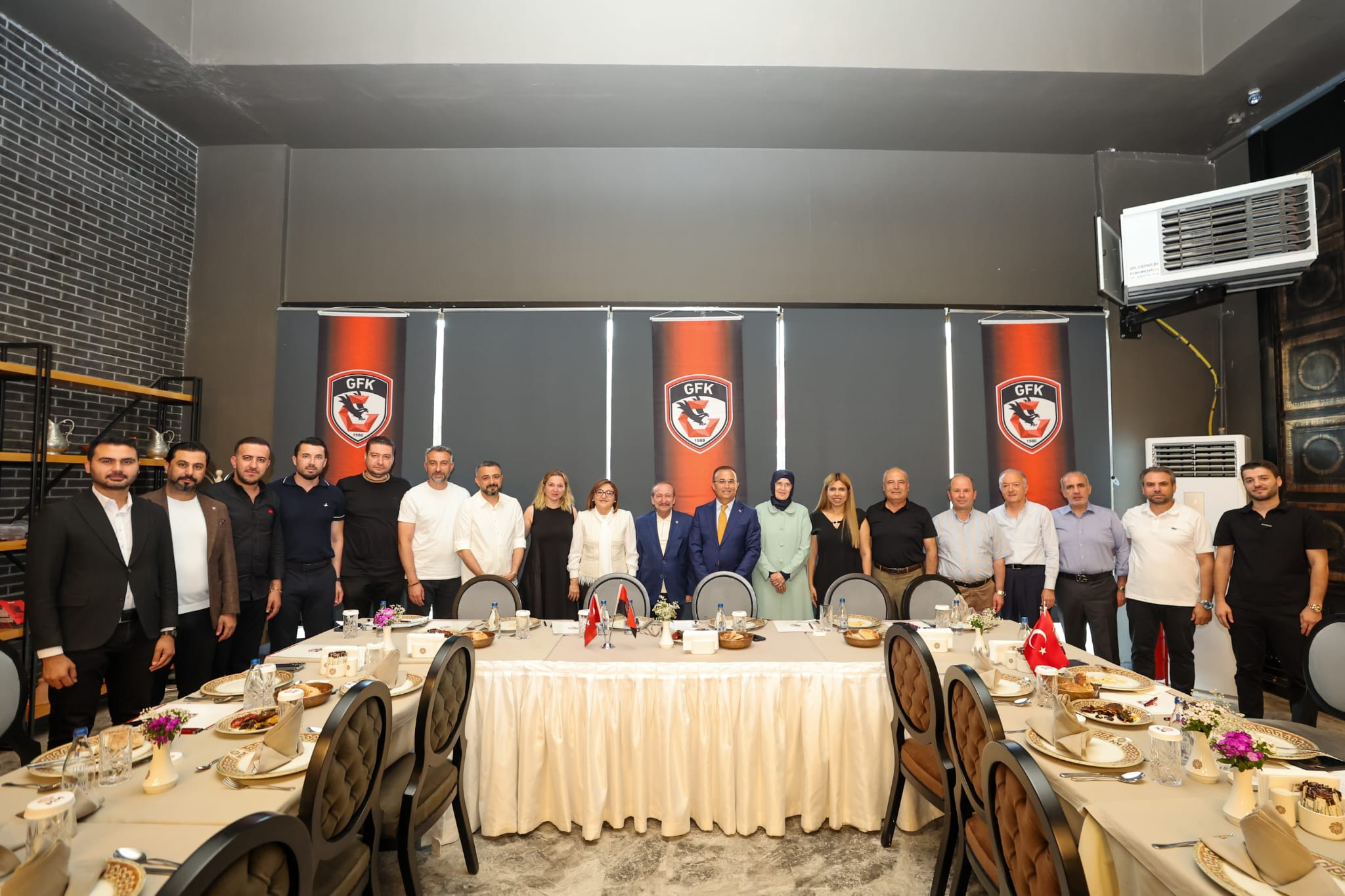 YÖNETİM KURULUMUZ, 2026-2027 SEZONUN İLK TOPLANTISINI GERÇEKLEŞTİRDİ