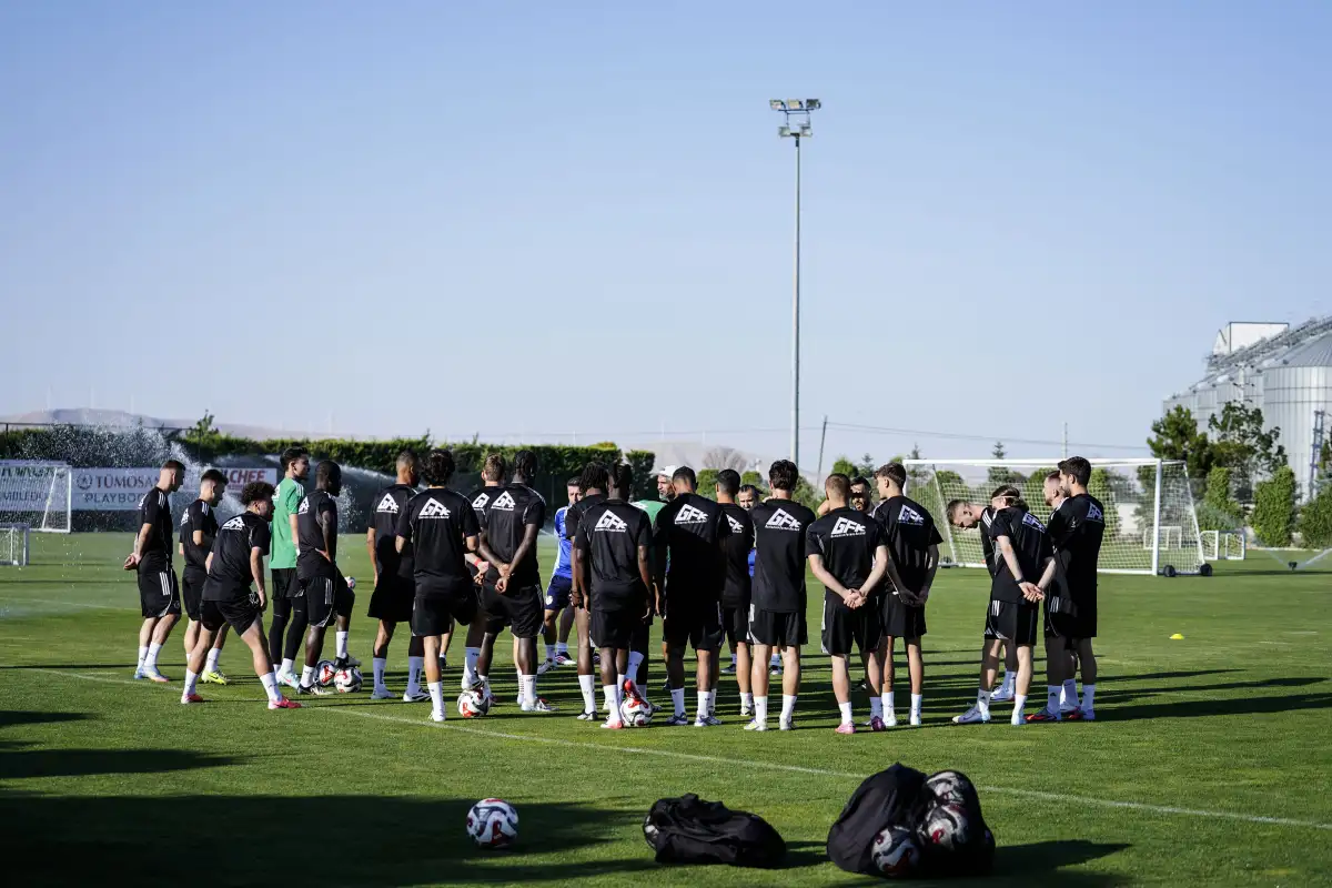 TÜMOSAN KONYASPOR MAÇINA HAZIRIZ!