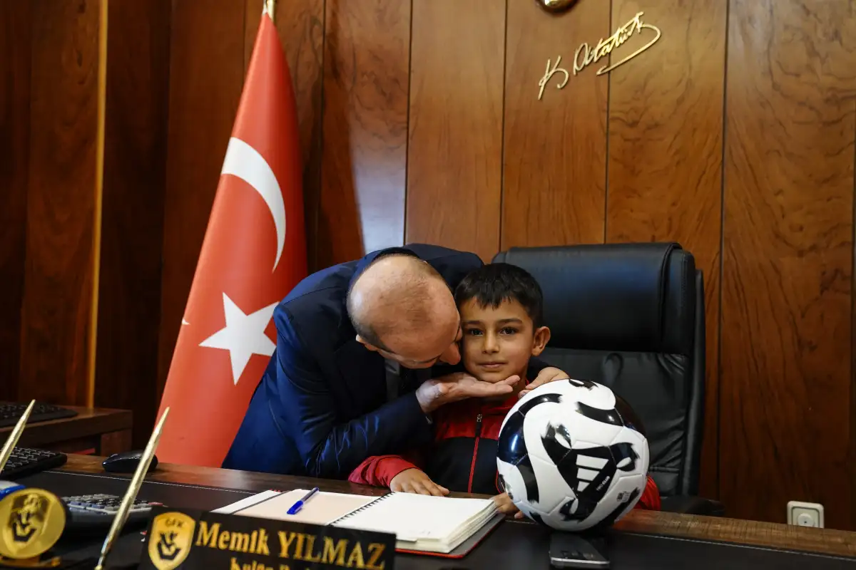 MİNİK DEPREMZEDE KARDEŞİMİZ HASAN’I TESİSLERİMİZDE KONUK ETTİK