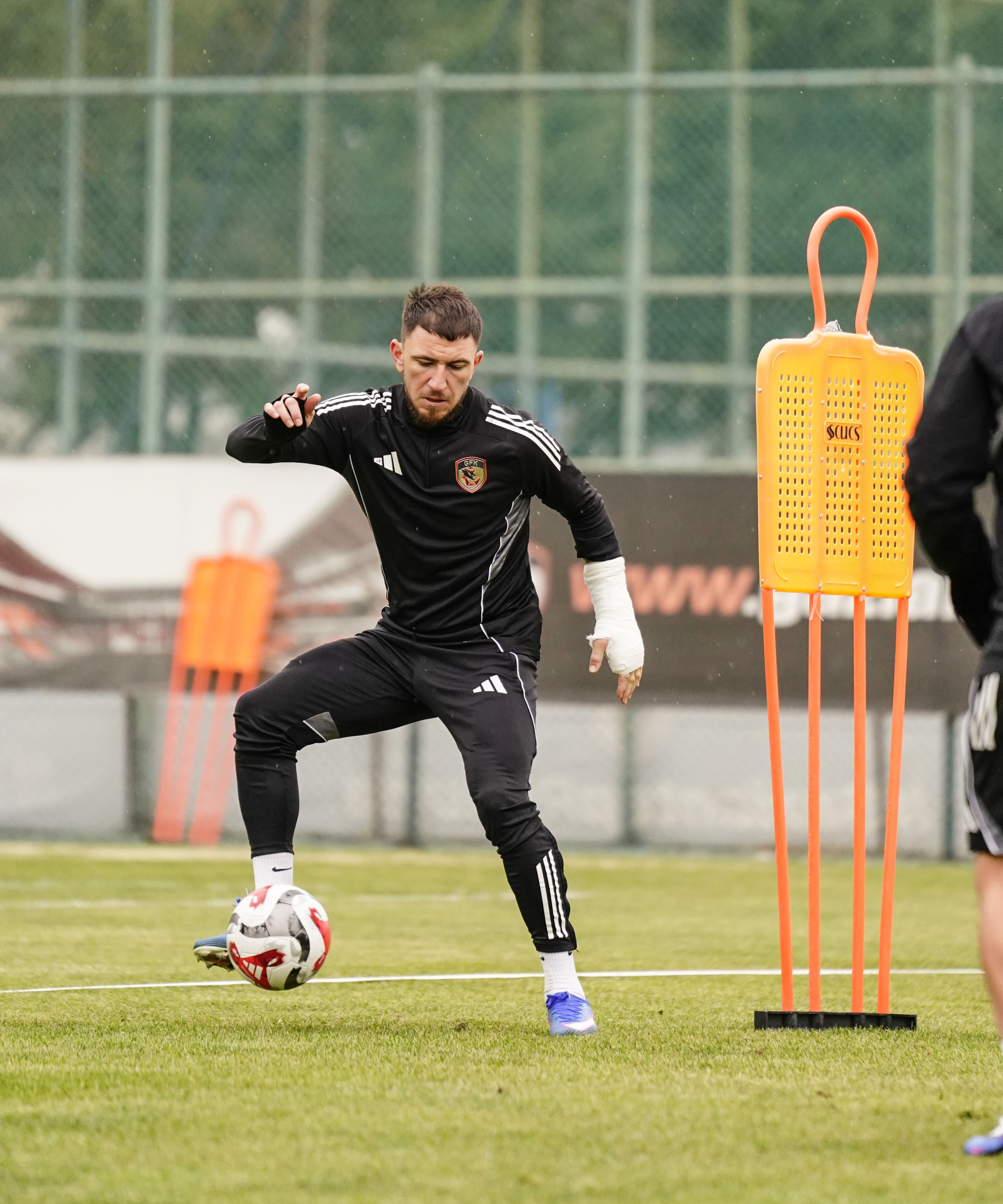 KASIMPAŞA MAÇI HAZIRLIKLARI BAŞLADI