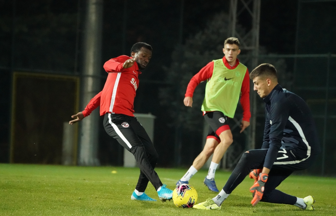 GALATASARAY MAÇI HAZIRLIKLARI BAŞLADI