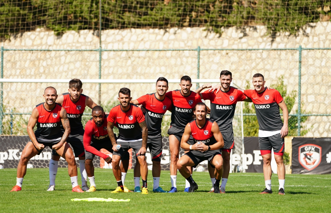 ANTALYASPOR MAÇINA HAZIRIZ!