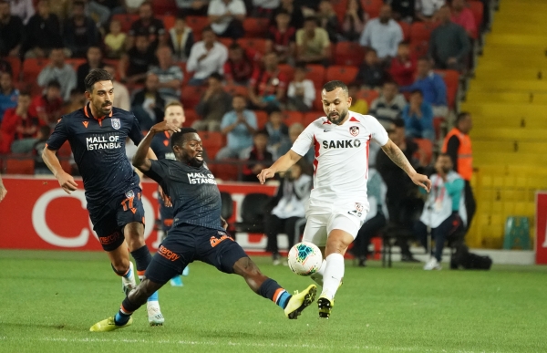 MAÇ SONUCU | Gaziantep 1-2 Başakşehir