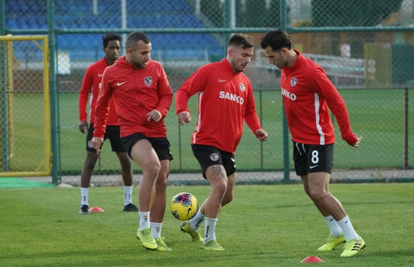 GALATASARAY MAÇINA HAZIRIZ