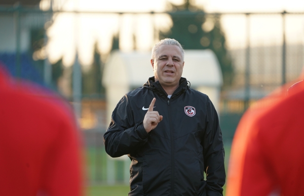 GALATASARAY MAÇINA HAZIRIZ