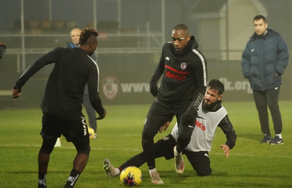 DENİZLİSPOR MAÇINA HAZIRIZ!