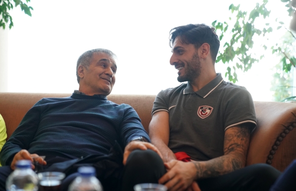 ŞENOL GÜNEŞ'TEN TAKIMIMIZA ZİYARET