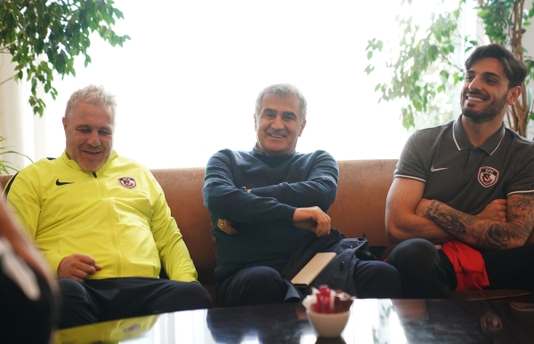 ŞENOL GÜNEŞ'TEN TAKIMIMIZA ZİYARET