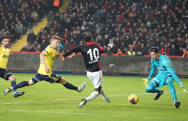 MAÇ SONUCU | Gaziantep 0-2 Fenerbahçe