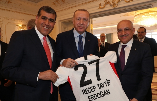 BAŞKANIMIZDAN, CUMHURBAŞKANIMIZA ZİYARET