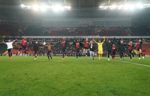 MAÇ SONUCU | GAZİANTEP 5-1 SİVASSPOR
