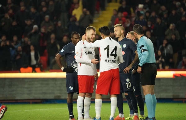 MAÇ SONUCU | Gaziantep 2-0 Çaykur Rizespor