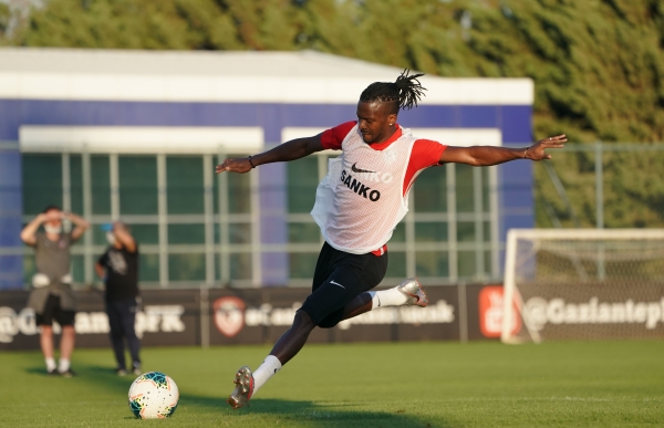 ANTALYASPOR MAÇINA HAZIRIZ!