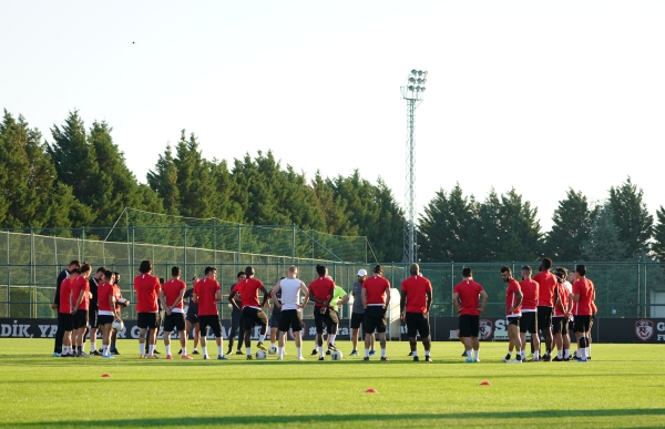 DENİZLİSPOR MAÇI HAZIRLIKLARI BAŞLADI