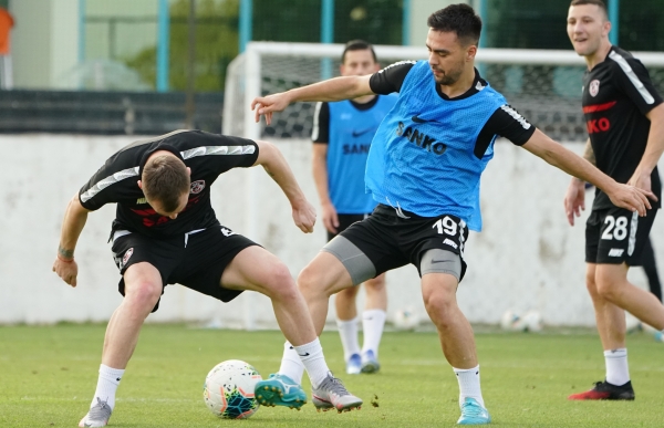 DENİZLİSPOR MAÇINA HAZIRIZ!