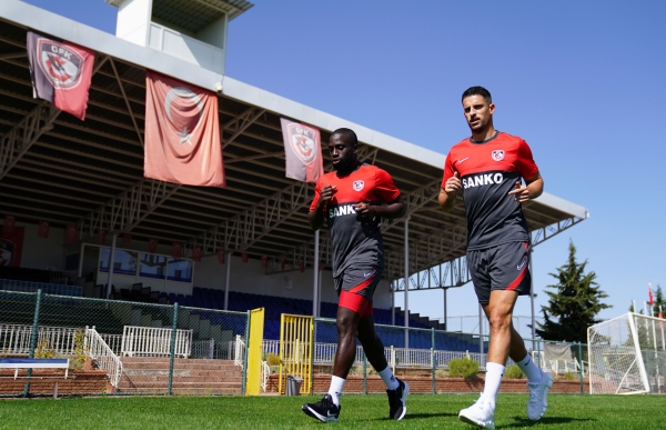 DICKO VE MIRALLAS ÖZEL PROGRAM EŞLİĞİNDE ÇALIŞTI