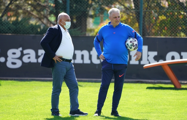 ANTALYASPOR MAÇINA HAZIRIZ!