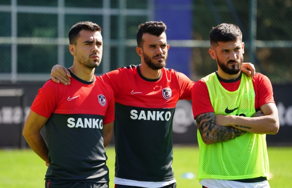 ANTALYASPOR MAÇINA HAZIRIZ!