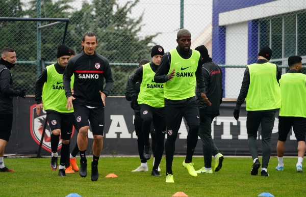 DENİZLİSPOR MAÇINA HAZIRIZ!