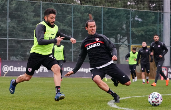 DENİZLİSPOR MAÇINA HAZIRIZ!