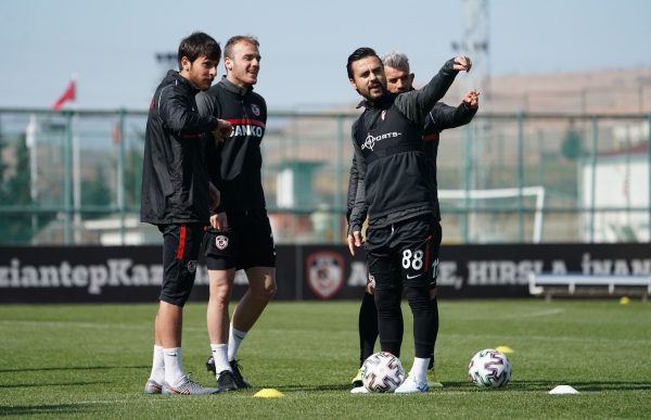 ANTALYASPOR MAÇINA HAZIRIZ!