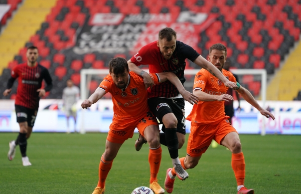MAÇ SONUCU | Gaziantep 2-0 Başakşehir