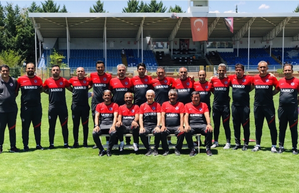 ALT YAPI OYUNCU SEÇMELERİNE REKOR KATILIM