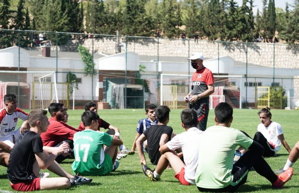 ALT YAPI OYUNCU SEÇMELERİNE REKOR KATILIM