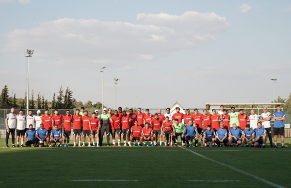 2021-2022 Sezonunun İlk Antrenmanı Gerçekleştirildi