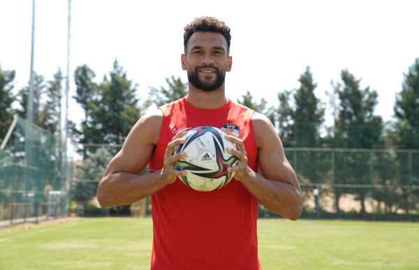 STEVEN CAULKER ŞEHRİMİZE GELDİ