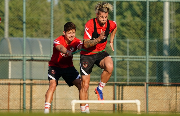 ANTALYASPOR MAÇINA HAZIRIZ!