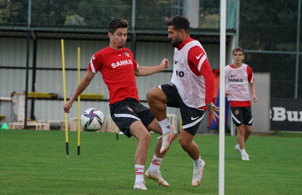 ADANA DEMİRSPOR MAÇI HAZIRLIKLARI BAŞLADI